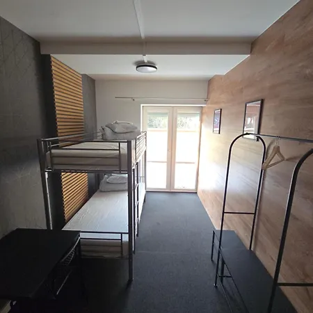 Rooms4rest Biz Skibicka Budynek 2 - Private For Tourists Auberge de jeunesse