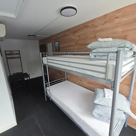 Rooms4rest Biz Skibicka Budynek 2 - Private For Tourists Albergue *