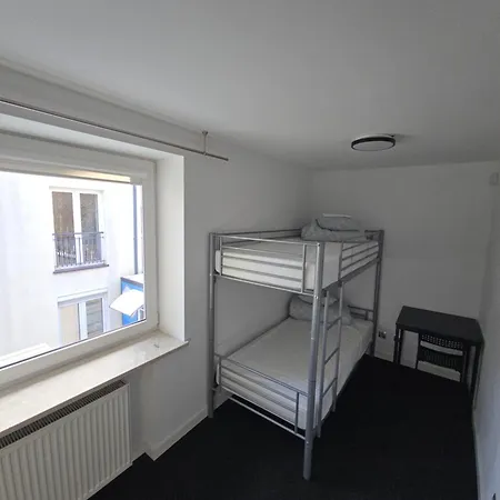 Hostel Rooms4rest Biz Skibicka Budynek 2 - Private For Tourists *