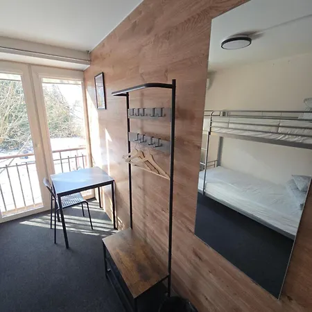 Rooms4rest Biz Skibicka Budynek 2 - Private For Tourists Warschau
