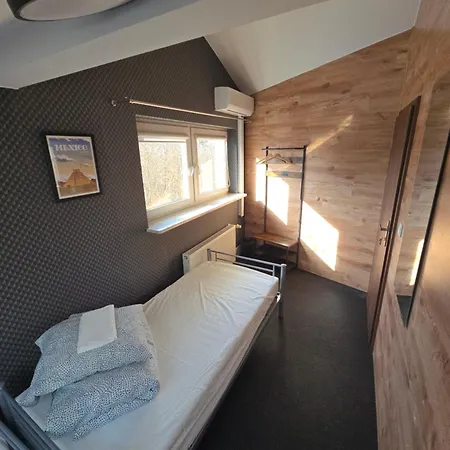 Rooms4rest Biz Skibicka Budynek 2 - Private For Tourists 바르샤바
