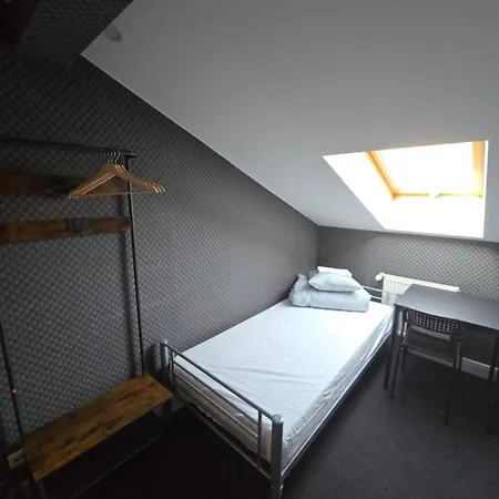 Rooms4rest Biz Skibicka Budynek 2 - Private For Tourists