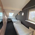 旅馆 Rooms4rest Biz Skibicka Budynek 2 - Private For Tourists *